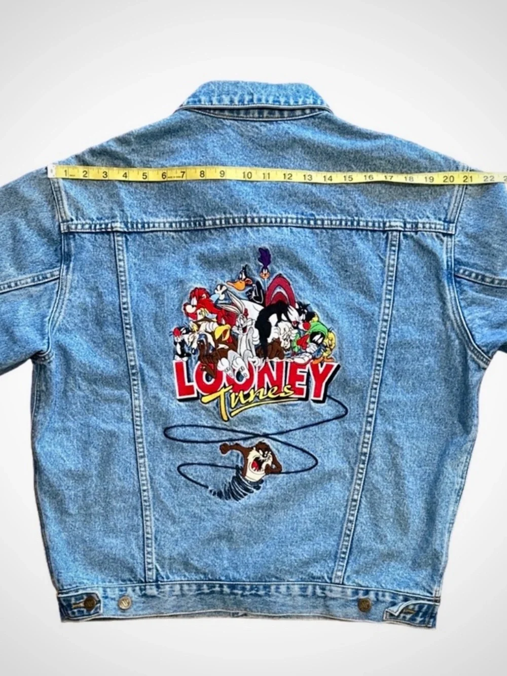 Vintage 90s Looney Tunes Denim Trucker Jacket Taz WB Studio Store M - Picture 10 of 13